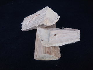 Fresh Split Gum Hardwood 2.5m2 Bulk Firewood - not dry yet